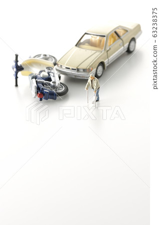 Traffic accident Traffic accident 63238375