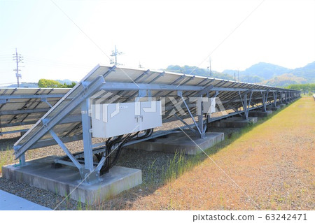 巨型太陽能 巨型太陽能 63242471