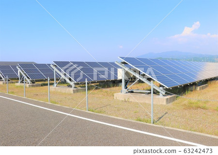 巨型太陽能 巨型太陽能 63242473