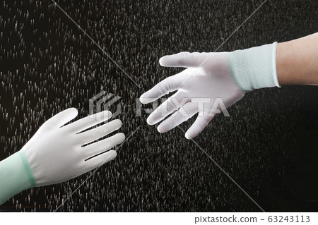 Disinfection mask and gloves and disinfection Disinfection mask and gloves and disinfection 63243113