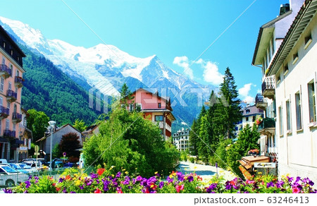 Alps town 63246413