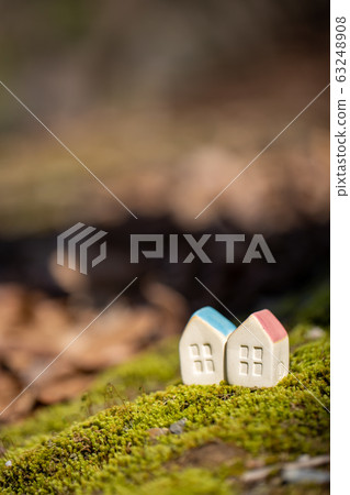 Small house Autumn / winter version 63248908