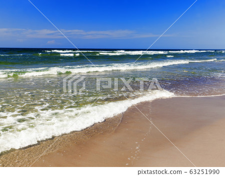 sandy beach sea 63251990