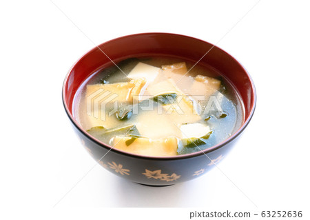 豆腐，裙帶菜和味mis湯 63252636