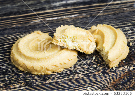 crumbly cookies 63253166