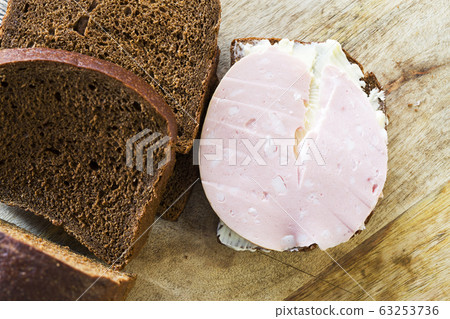 dark bread dark bread 63253736