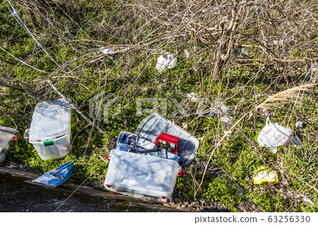 非法傾銷 63256330