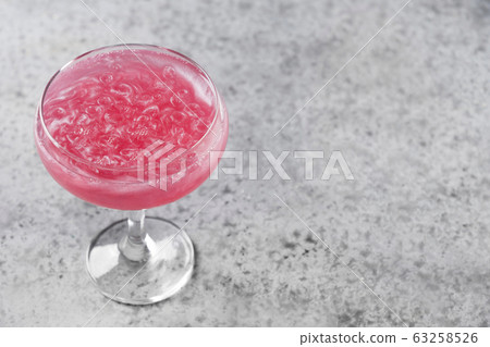 Shimmer edible glitter sparkling rose wine - Stock Photo [63258526] -  PIXTA