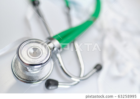 Stethoscope with injection protective face mask or Stethoscope with injection protective face mask or 63258995
