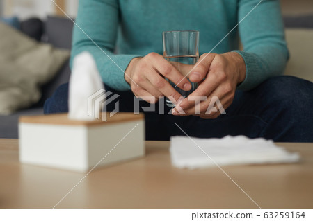 Man drinking water 63259164