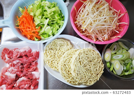 Ramen ingredients Ramen ingredients 63272483