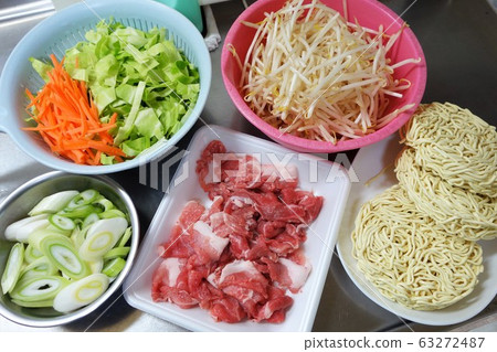 Ramen ingredients Ramen ingredients 63272487