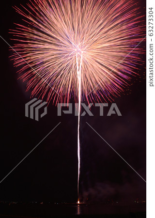 Waterfront fireworks Waterfront fireworks 63273304