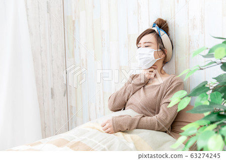 穿房間的女人 63274245