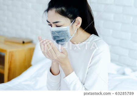 Women's concepts and health. 63285789