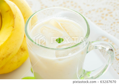 Banana juice Banana juice 63287670