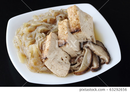 Boiled tofu 63292656