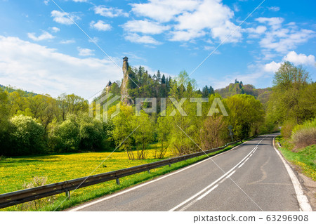 Orava Castle on the high steep rock near the rock. 63296908