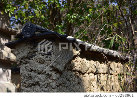 Clay wall of a beautiful private house in Japan Clay wall of a beautiful private house in Japan 63298961