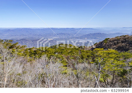 In Kobe City, Hyogo Prefecture, overlooking the northern part of Nishinomiya City from Mount Rokko's highest peak 63299934