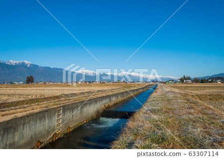 北安umi郡池田町冬季的安zu野 63307114