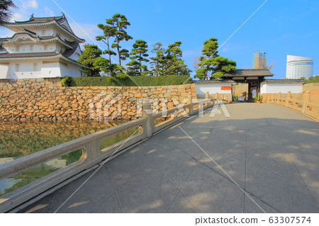 [Kagawa Prefecture] Tamamo Park "Guragura, Asahimon, and Asahibashi at Takamatsu Castle Ruins" 63307574