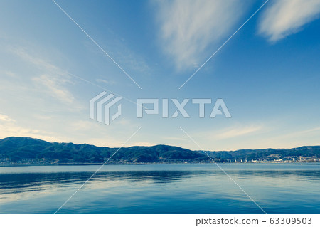 Scenery of Lake Suwa from pleasure boat 63309503