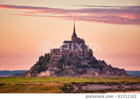 Mont Saint Michel Mont Saint Michel 63312102