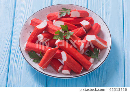 Crab sticks from fish protein 63313536