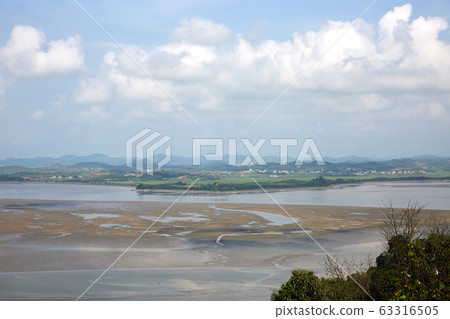 North Korean landscape seen from Odusan Unification Observatory North Korean landscape seen from Odusan Unification Observatory 63316505