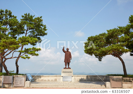 Statue, Unification Observatory, Paju City, Gyeonggi-do Statue, Unification Observatory, Paju City, Gyeonggi-do 63316507