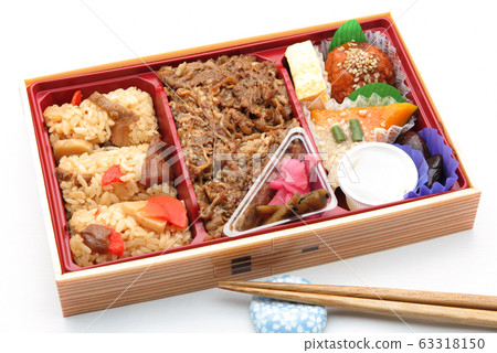 Satisfied bento with gomeko and sukiyaki Satisfied bento with gomeko and sukiyaki 63318150