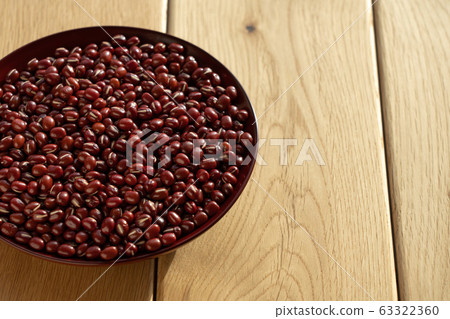 Azuki red beans Azuki red beans 63322360