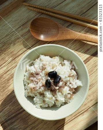 Asian food bean mixed rice and side dishes 63323315