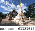 Maha Thein Twa Gyi Pagoda in Mandalay, Myanmar. 63323612