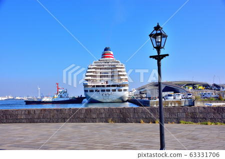 Luxury cruise ship Asuka II and large pier 63331706