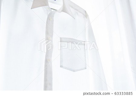 Washing and drying a white shirt, shirt, and Y-shirt Washing and drying a white shirt, shirt, and Y-shirt 63333885