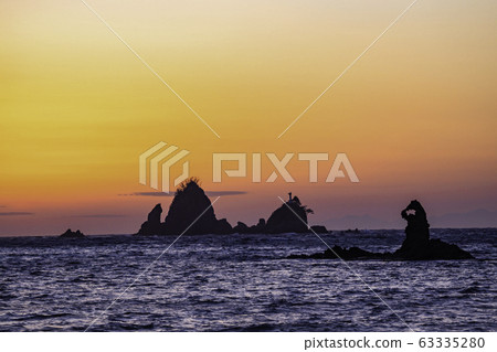 (Shizuoka Prefecture) Sunset at Nishi Izu and Otako Coast (Shizuoka Prefecture) Sunset at Nishi Izu and Otako Coast 63335280