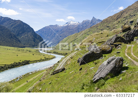 藍河和山脈 藍河和山脈 63337217