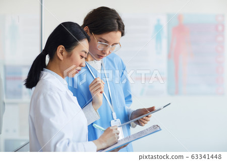 Female Doctors in Clinic Female Doctors in Clinic 63341448