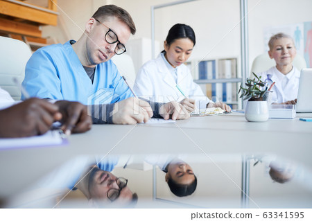 Medical Council Background Medical Council Background 63341595