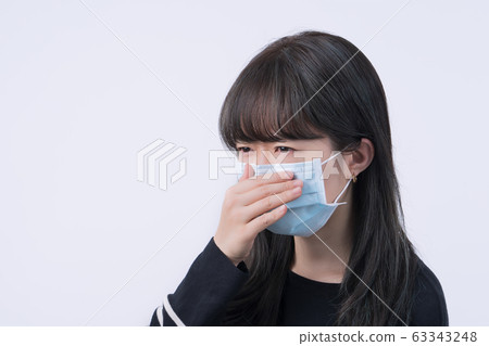 嘴女人隔離咳嗽女人女人面具咳嗽流感冠狀病毒面具 嘴女人隔離咳嗽女人女人面具咳嗽流感冠狀病毒面具 63343248