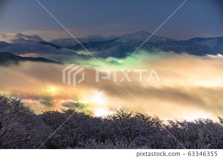 《Saitama Prefecture》Rime Ice and Chichibu's Great Sea of Clouds, Snowy Mountain Park 63346355