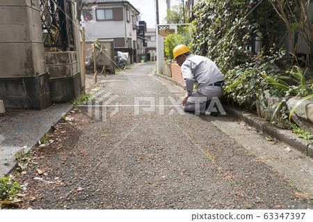 房屋和頭盔商人實地調查通過重建《挫折建築標準法》來衡量路邊 63347397