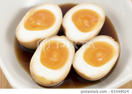 一個煮雞蛋 63349024