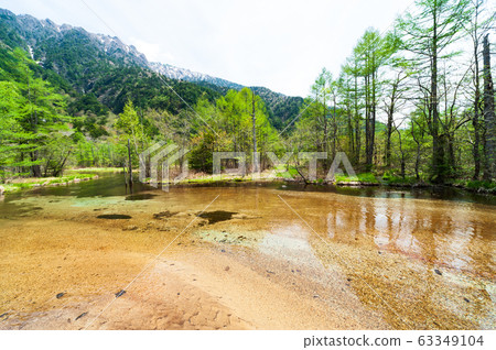 Tashiro Pond in Kamikochi Spring 63349104