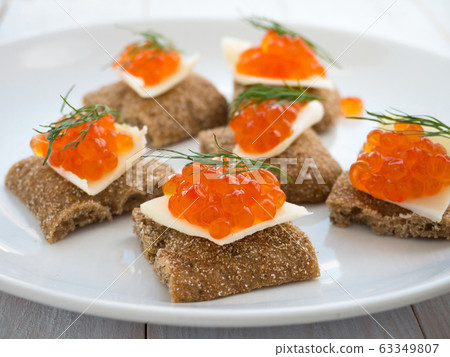 Salmon roe sandwiches with a dill Salmon roe sandwiches with a dill 63349807