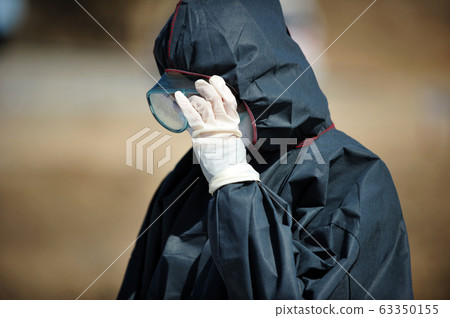 Corona19 Protective Clothing Mask Glasses 63350155