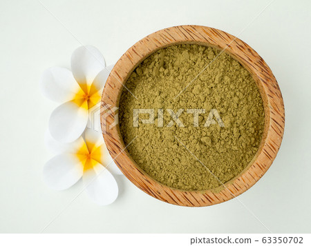 Henna and tiare 63350702