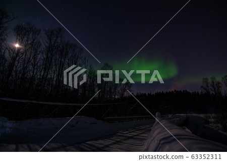 Aurora Borealis, River Eibyelva, Alta, Norway Aurora Borealis, River Eibyelva, Alta, Norway 63352311